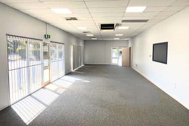 OFFICE/DISPLAY/WAREHOUSE, 1/12 Day Road East Rockingham WA 6168 - Image 3