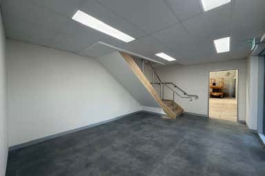 2/22 Ravenhall Way Ravenhall VIC 3023 - Image 4