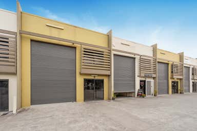 9/2 Kohl Street Upper Coomera QLD 4209 - Image 3