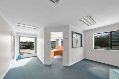 Unit 6, 5 Ketch Close Fountaindale NSW 2258 - Image 4