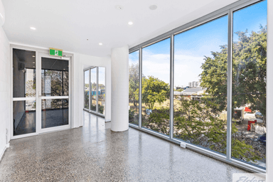 95 Linton Street Kangaroo Point QLD 4169 - Image 3