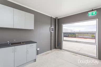 8/39-45 Spalding Avenue Sunshine North VIC 3020 - Image 3