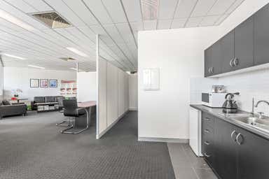 Level 1          Suite 15, 241-243 Blackburn Road Mount Waverley VIC 3149 - Image 4