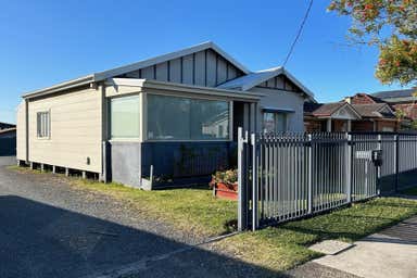 51 Kenny Street Wollongong NSW 2500 - Image 4