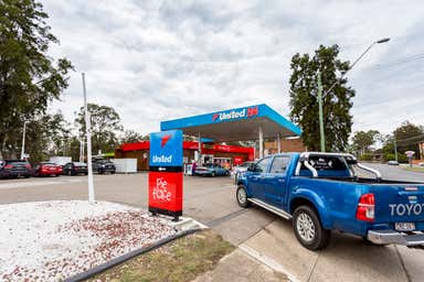 United Petroleum, 400 Luxford Road Lethbridge Park NSW 2770 - Image 4