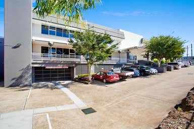 72 Nerang Street Southport QLD 4215 - Image 3