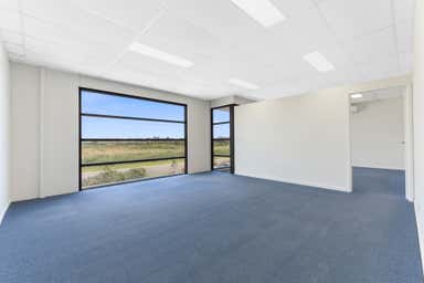 Unit 2, 54-56 Centre Road Hallam VIC 3803 - Image 4