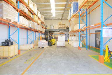 33 Baile Road Canning Vale WA 6155 - Image 4