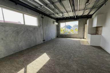 15/57 Karthina Street Bulimba QLD 4171 - Image 4