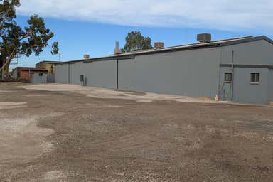 16 Bradpole Road Edinburgh North SA 5113 - Image 4