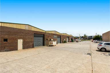 Unit 4, 30 Prindiville Drive Wangara WA 6065 - Image 4