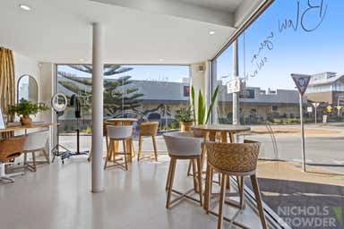 12/9 Blake Street Mornington VIC 3931 - Image 3