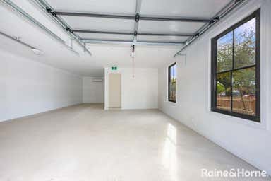 1/48 Brantome Street Gisborne VIC 3437 - Image 3