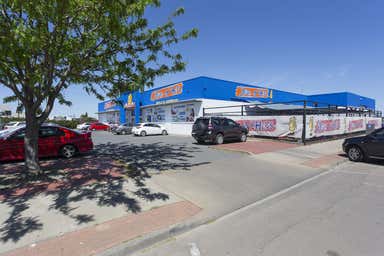 Cheap as Chips, 146-150 Annesley Street Echuca VIC 3564 - Image 3