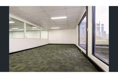 2/107 Quay Street Brisbane City QLD 4000 - Image 3