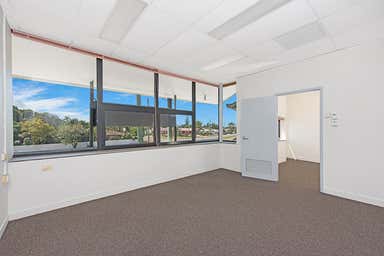 6B/202 Ross River Road Aitkenvale QLD 4814 - Image 3