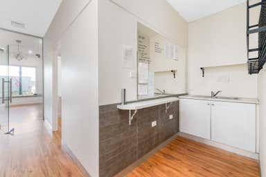 Suite  3, 5 Gloucester Avenue Berwick VIC 3806 - Image 4