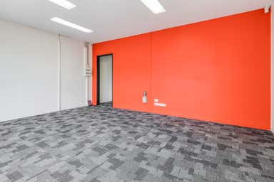 2/9 Stockwell Place Archerfield QLD 4108 - Image 4