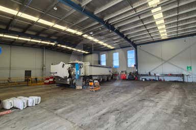 98 VICTORIA STREET Smithfield NSW 2164 - Image 4