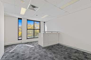 9 Gardner Close Milton QLD 4064 - Image 3