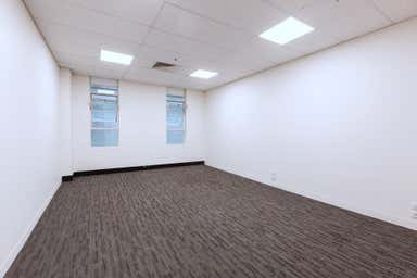 204/365 Little Collins Street Melbourne VIC 3000 - Image 3