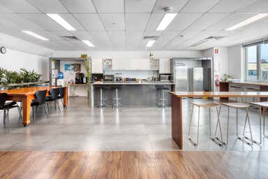 6 Mayneview Street Milton QLD 4064 - Image 4