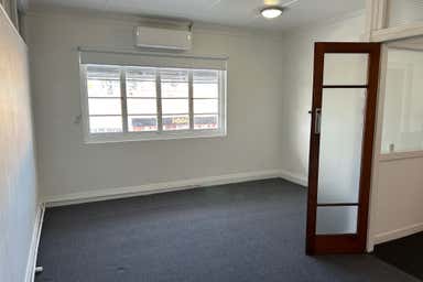 Suite 2, 123 Bay Terrace Wynnum QLD 4178 - Image 3