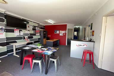 7/18-22 First Avenue Maroochydore QLD 4558 - Image 4