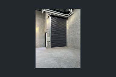 31/7 Seaside Parade North Shore VIC 3214 - Image 3