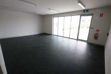 1/5 Brendan Drive Nerang QLD 4211 - Image 3