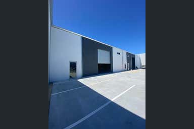 2/21 Tambrey Way Malaga WA 6090 - Image 3