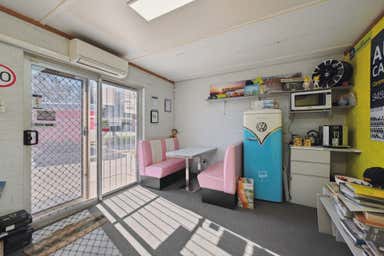 21 Ryelane Street Maddington WA 6109 - Image 4