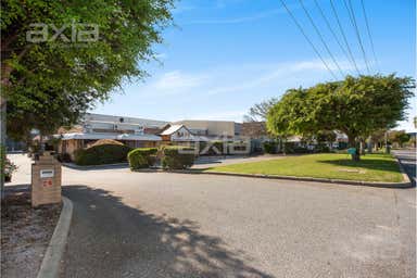 20 Sorbonne Crescent Canning Vale WA 6155 - Image 3