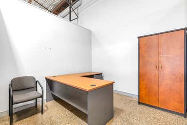 33 Hayward Street Stafford QLD 4053 - Image 3