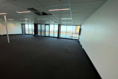 C302/19 Kitchener Drive Darwin City NT 0800 - Image 4