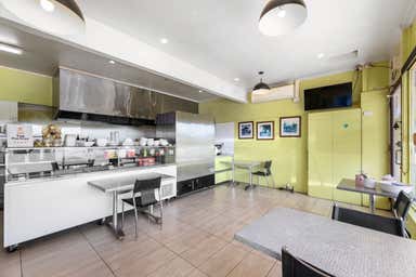 10 Andrew Street Mount Waverley VIC 3149 - Image 3