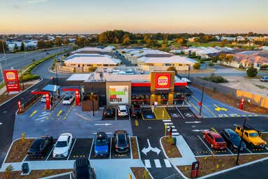Hungry Jack's, Lot 1/1 Adelong Avenue Golden Bay WA 6174 - Image 3