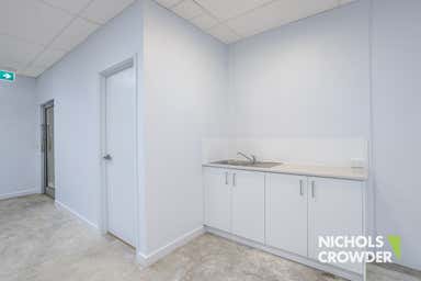 1/70 McLaren Place Mornington VIC 3931 - Image 4