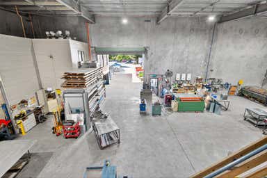 2/12 Hawker Street Currumbin Waters QLD 4223 - Image 4