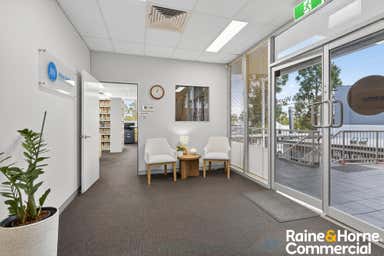 9&10/187-197 Days Road Grange QLD 4051 - Image 4