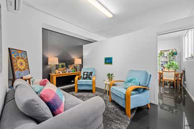 5/37a Tallebudgera Creek Road Burleigh Heads QLD 4220 - Image 4