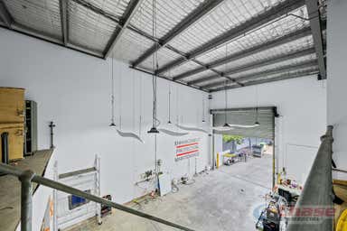 1/300 Cullen Avenue Eagle Farm QLD 4009 - Image 4