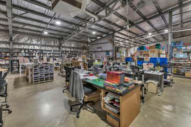 11/3 Traders Lane Noosaville QLD 4566 - Image 3