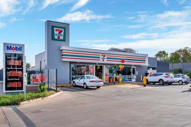 7-Eleven, 434-438 Stenner Street Toowoomba City QLD 4350 - Image 4