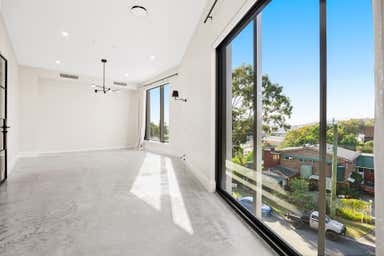 10/1 Hornet Place Burleigh Heads QLD 4220 - Image 4