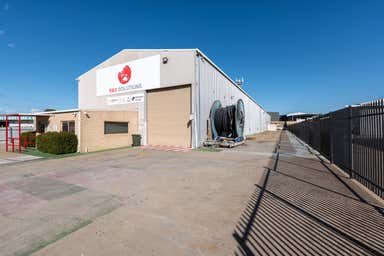 4 Riversdale Road Welshpool WA 6106 - Image 4