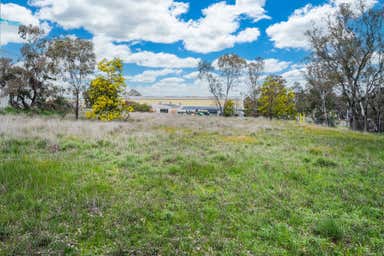 40 Catherine Crescent Lavington NSW 2641 - Image 4