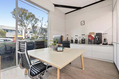 33 Wirraway Drive Port Melbourne VIC 3207 - Image 3