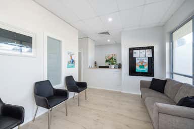 14/11-21 Waterloo Street Narrabeen NSW 2101 - Image 3