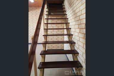 1/4 Zeta Crescent O'Connor WA 6163 - Image 3